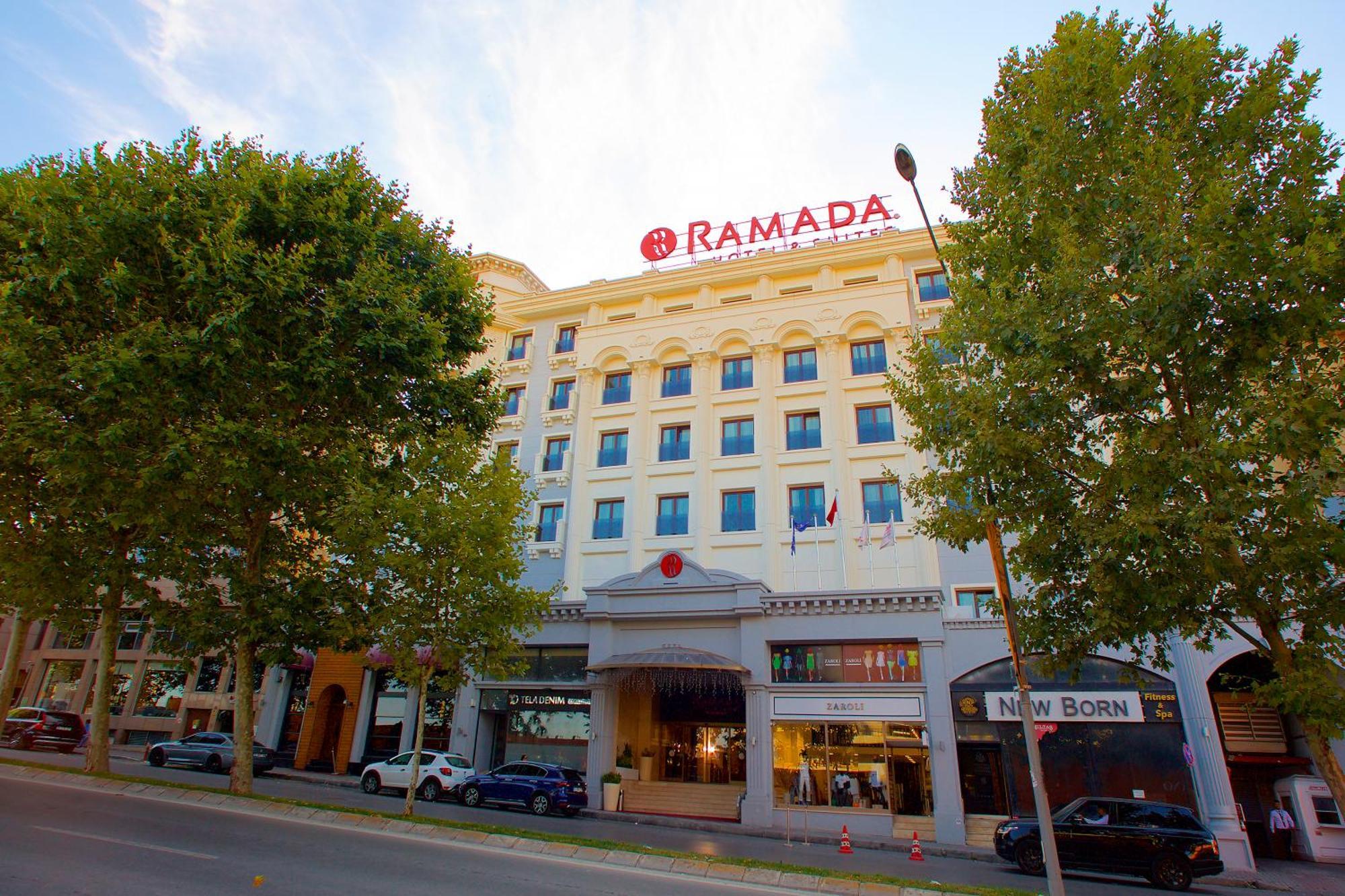 Ramada Hotel&Suites by Wyndham Istanbul Merter Bagian luar foto